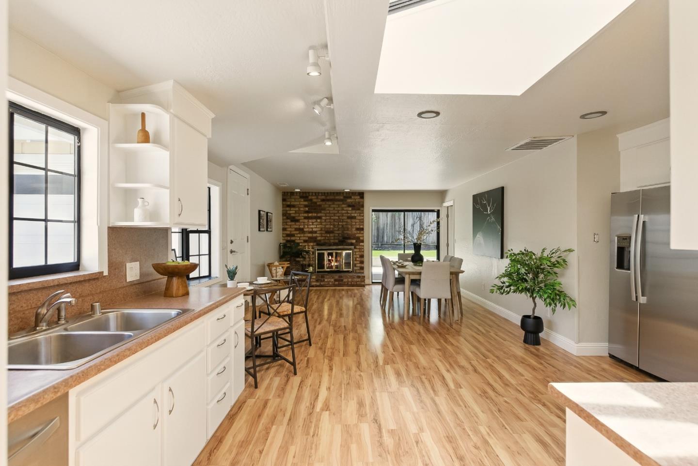 3406 Alameda De Las Pulgas