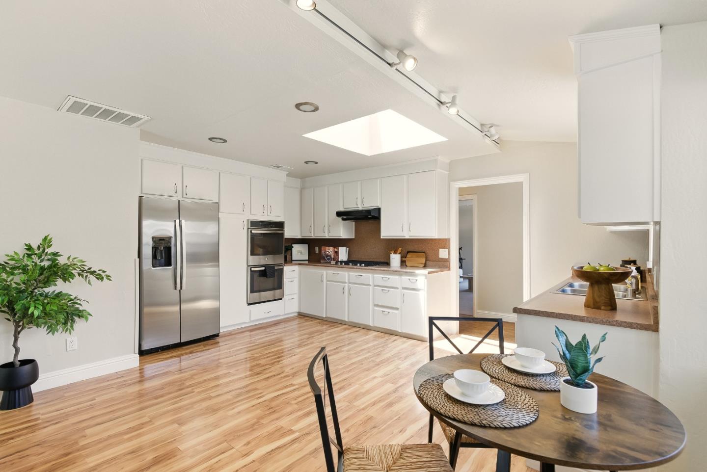 3406 Alameda De Las Pulgas