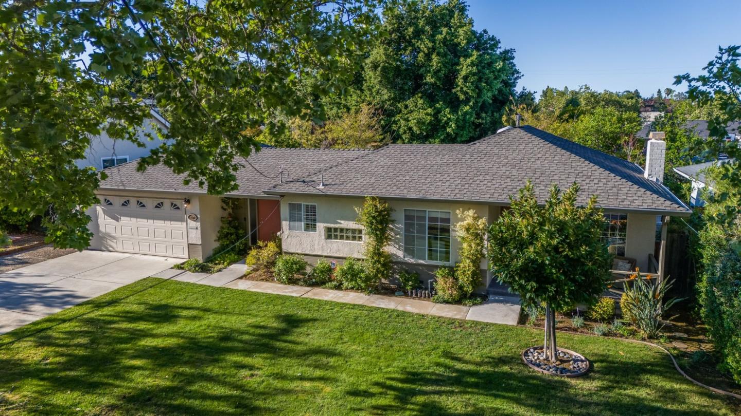 20571 Sunrise Drive
