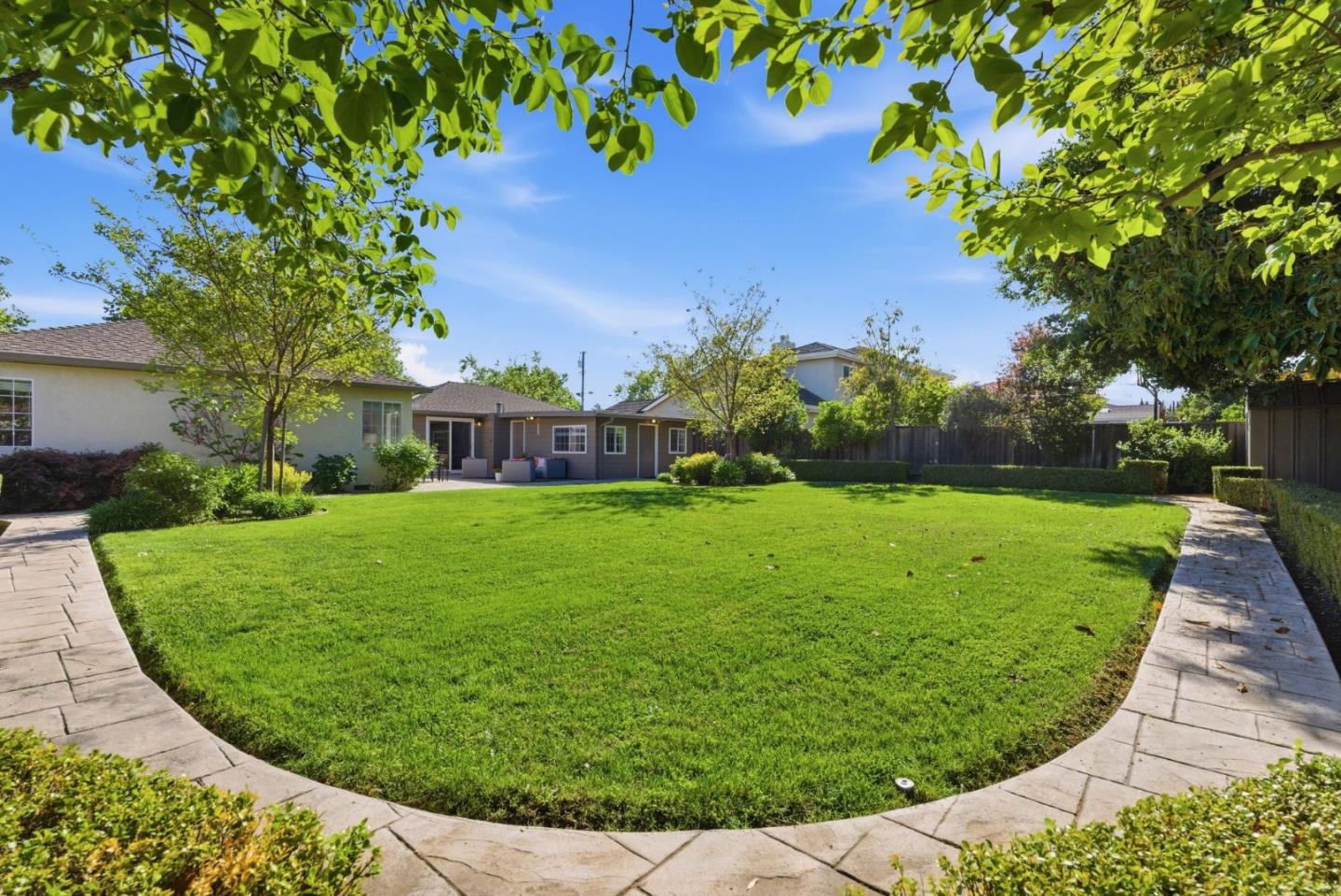 20571 Sunrise Drive