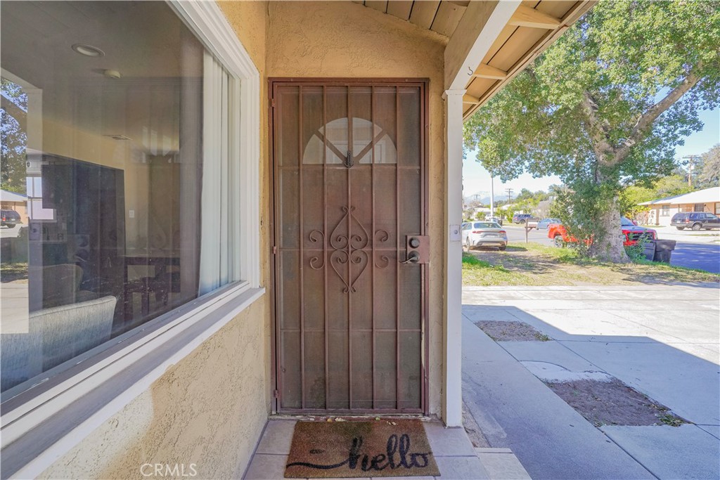 1223 W 27th