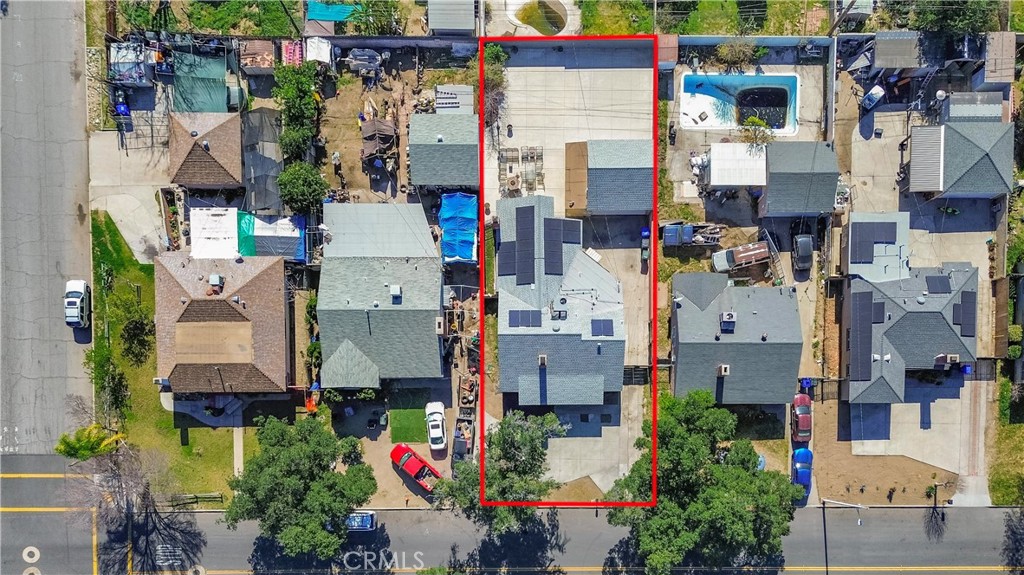 1223 W 27th