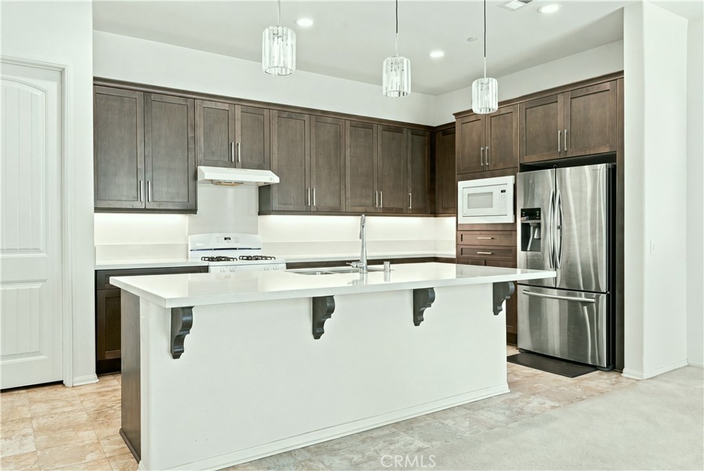 27659 Coral