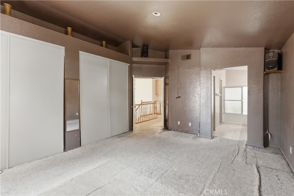 14323 La Crescenta