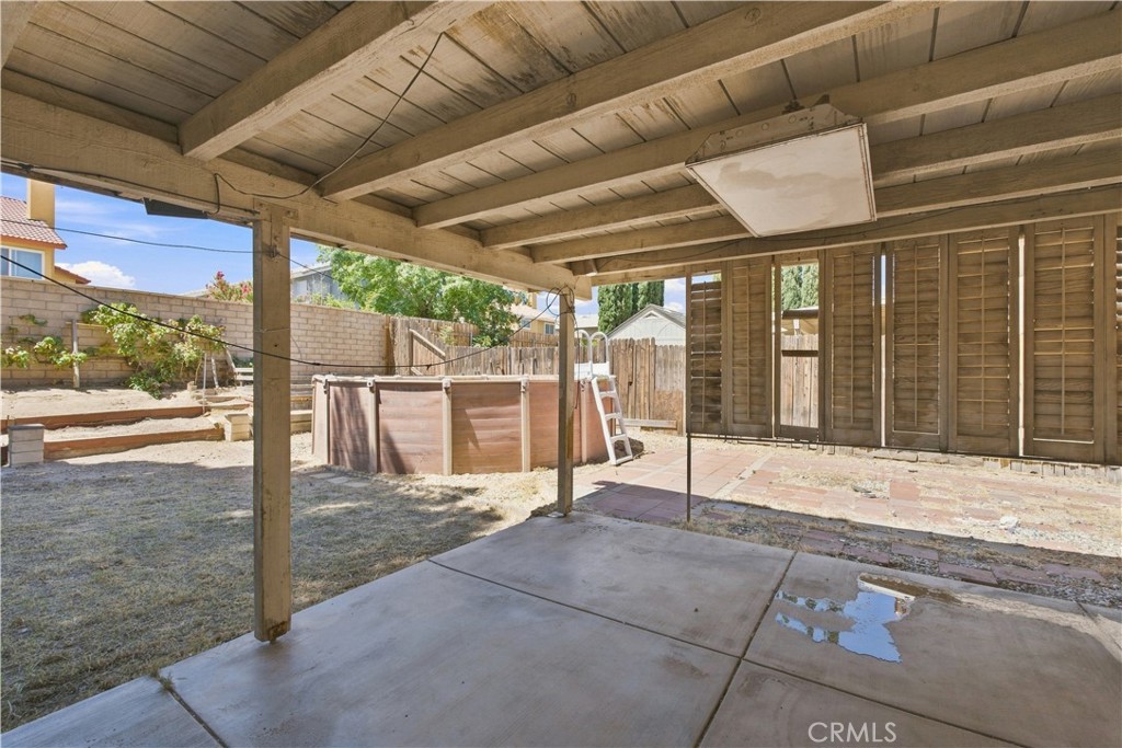 14323 La Crescenta