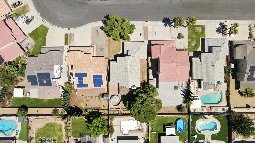 14323 La Crescenta