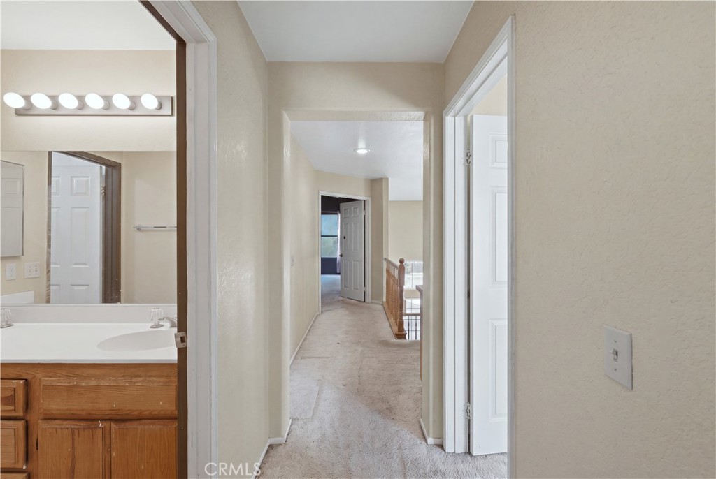 14323 La Crescenta