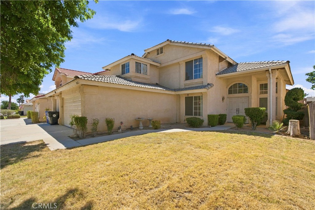 14323 La Crescenta
