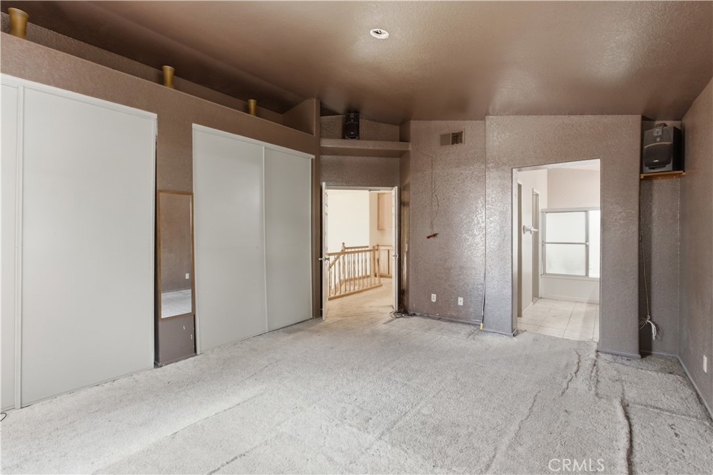 14323 La Crescenta