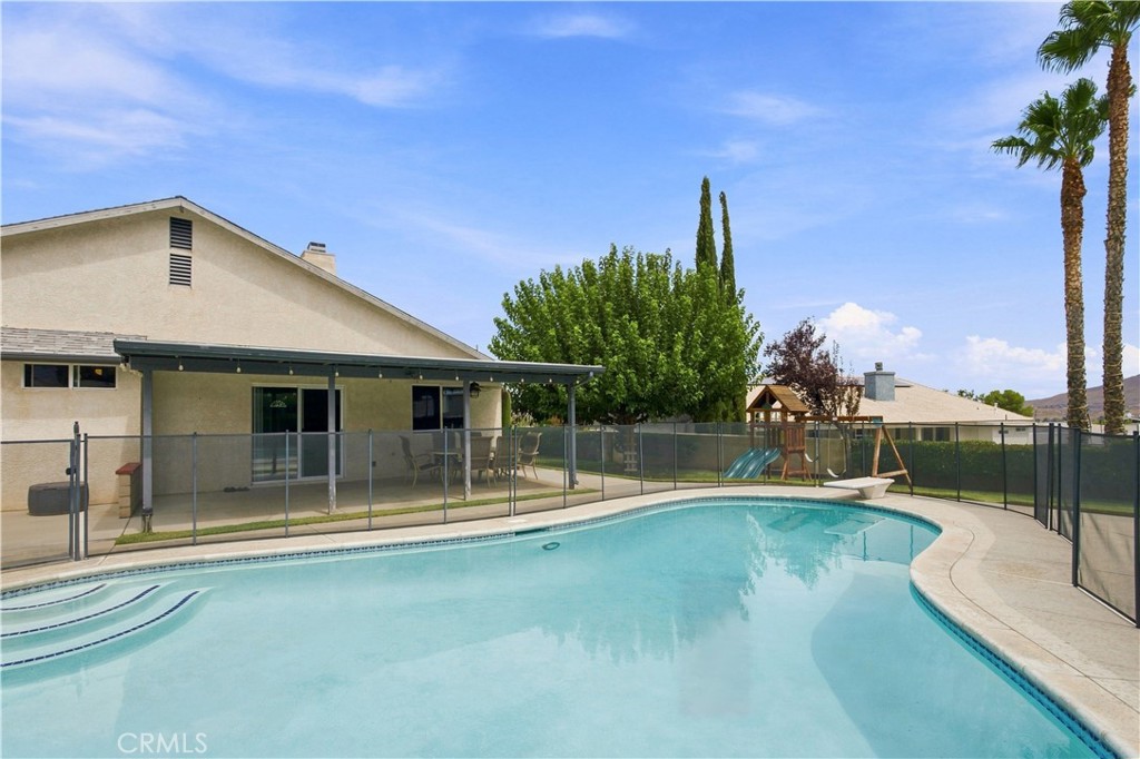 18461 Sutter