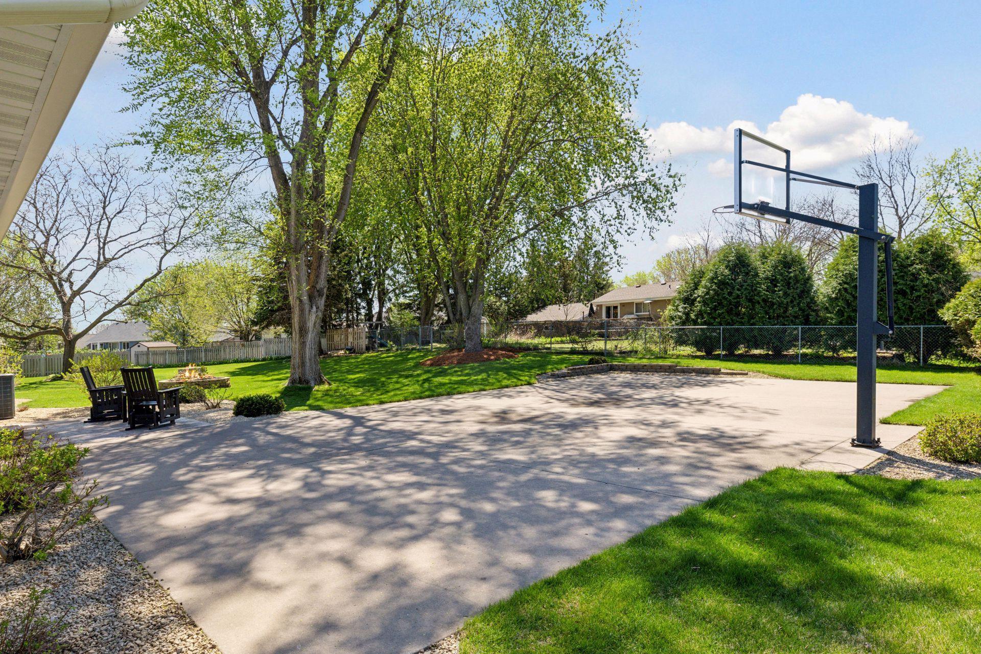 338 Jesse James Lane