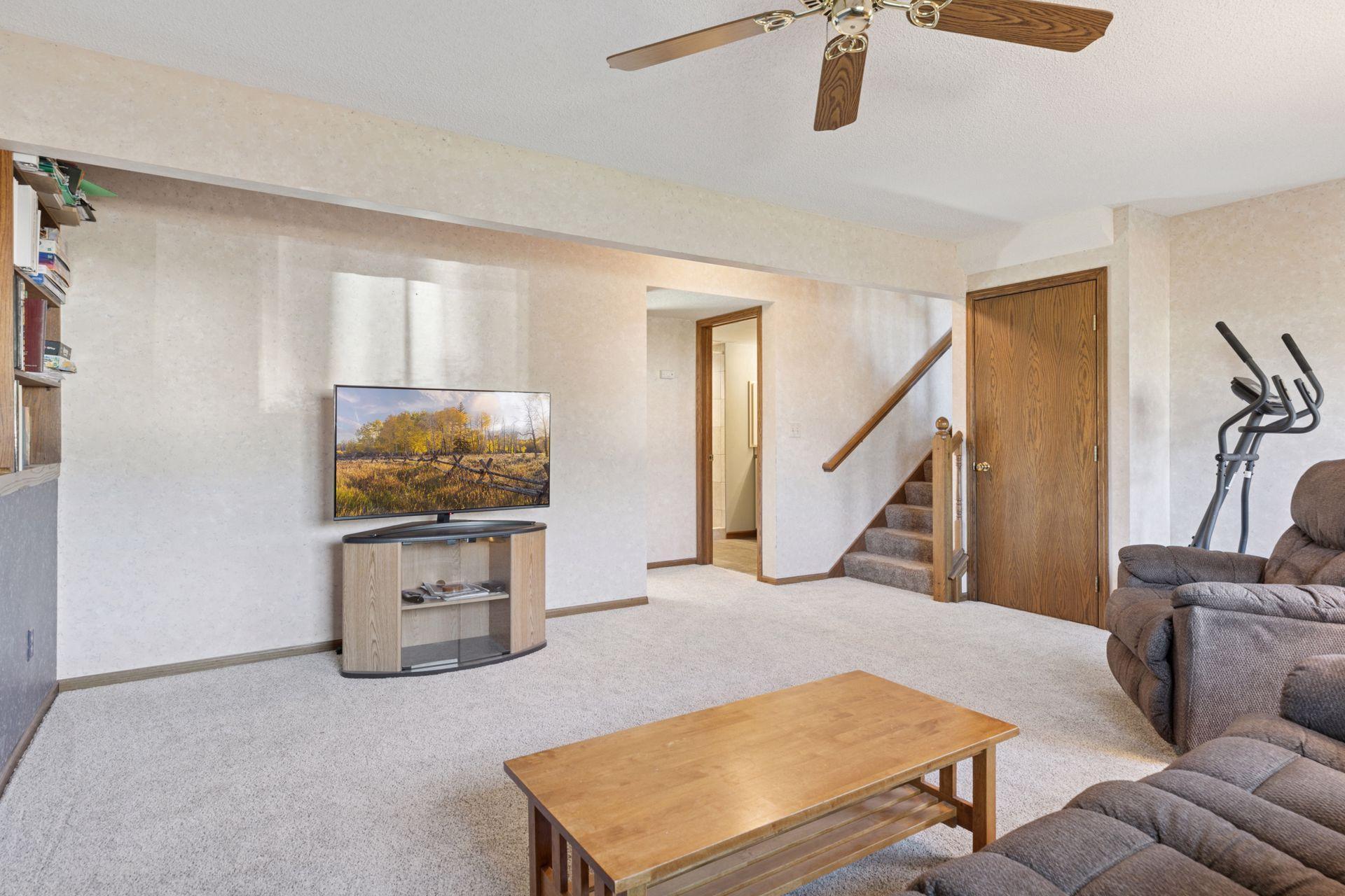 338 Jesse James Lane