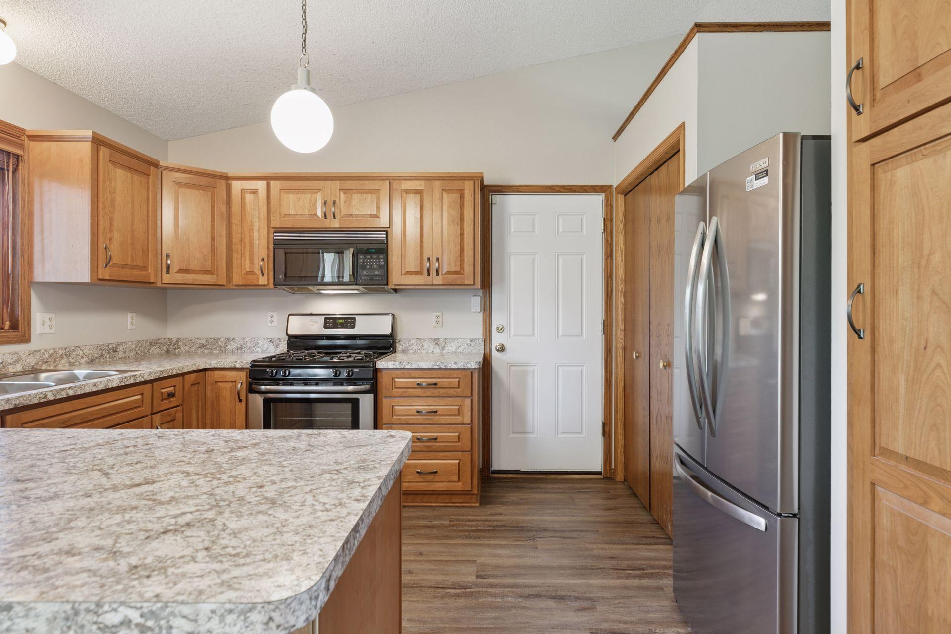 338 Jesse James Lane