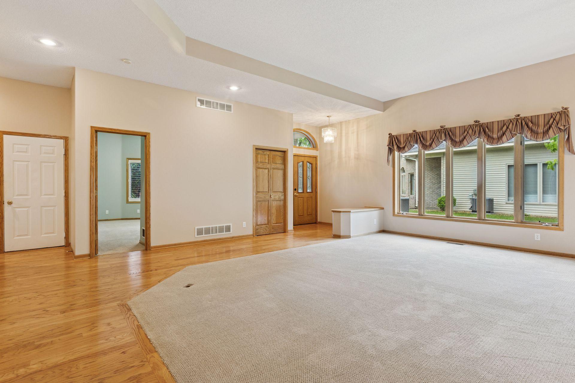 12124 Bluebird Circle NW
