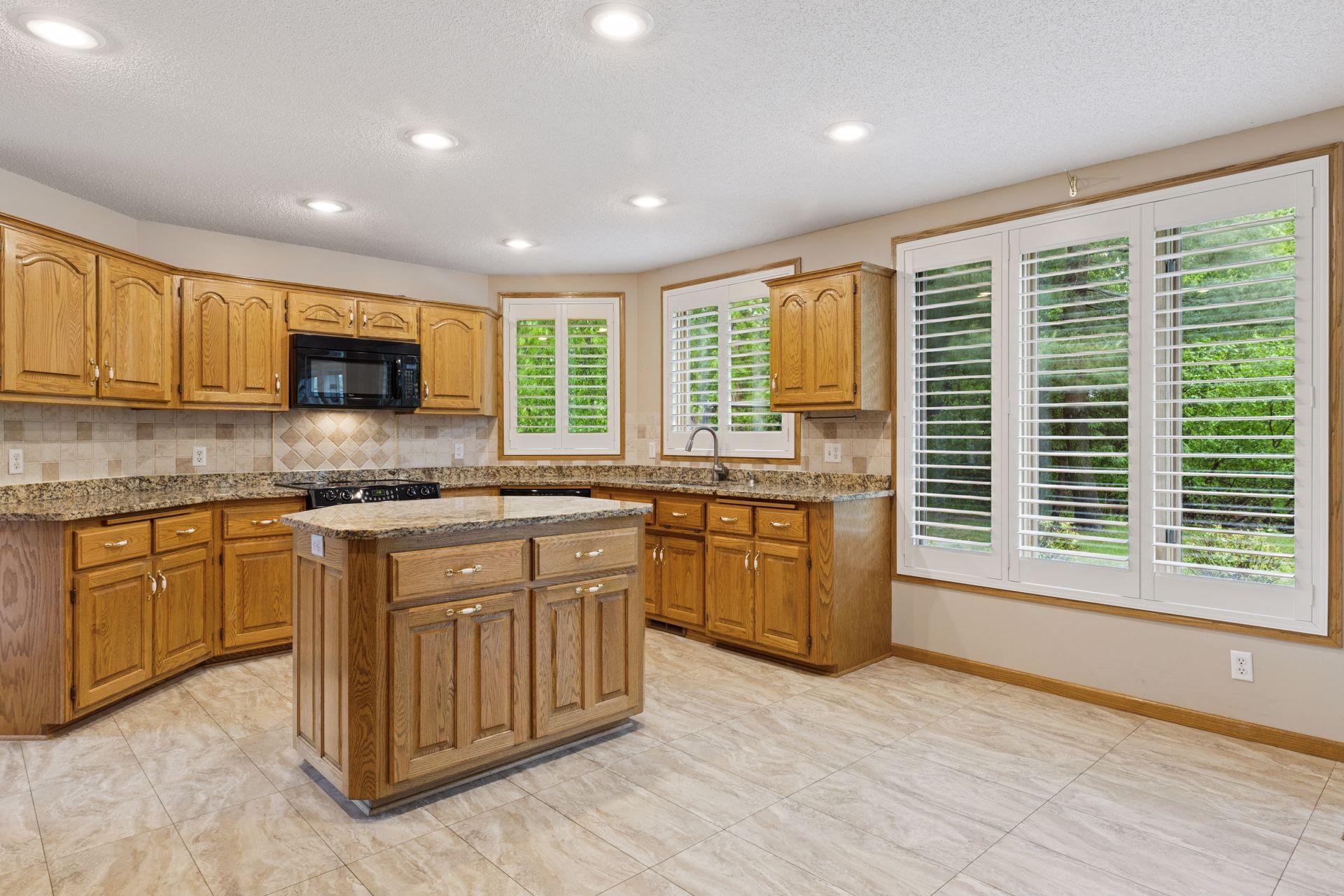 12124 Bluebird Circle NW
