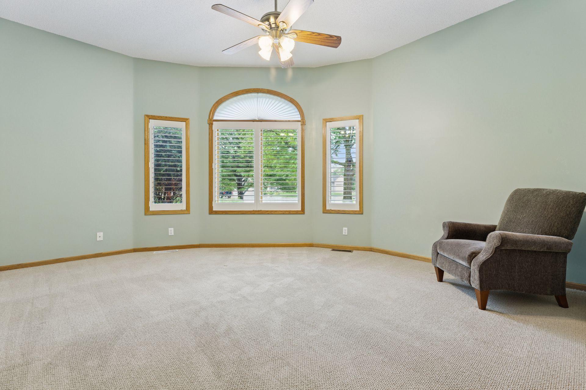 12124 Bluebird Circle NW