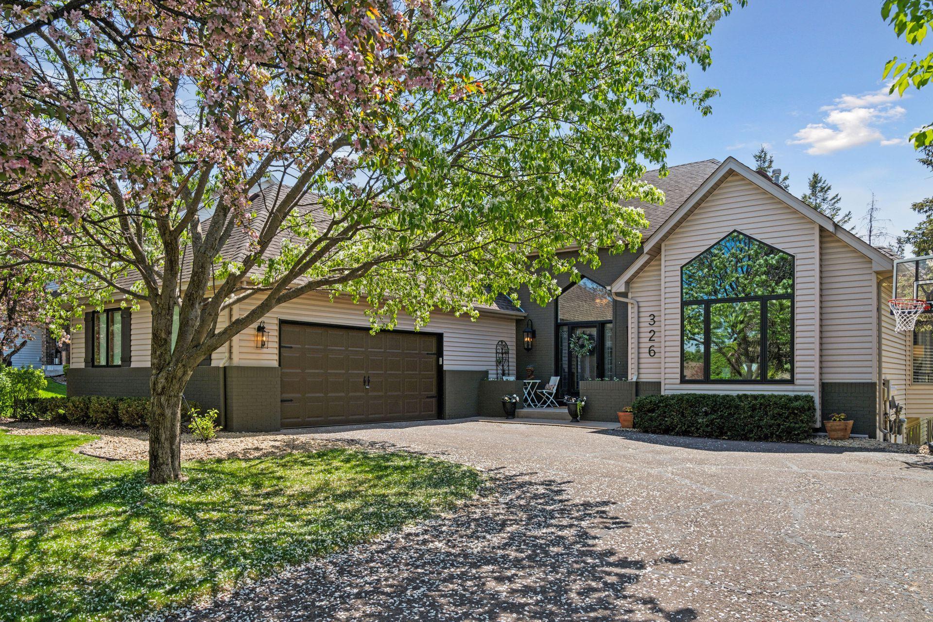 326 Lady Slipper Lane