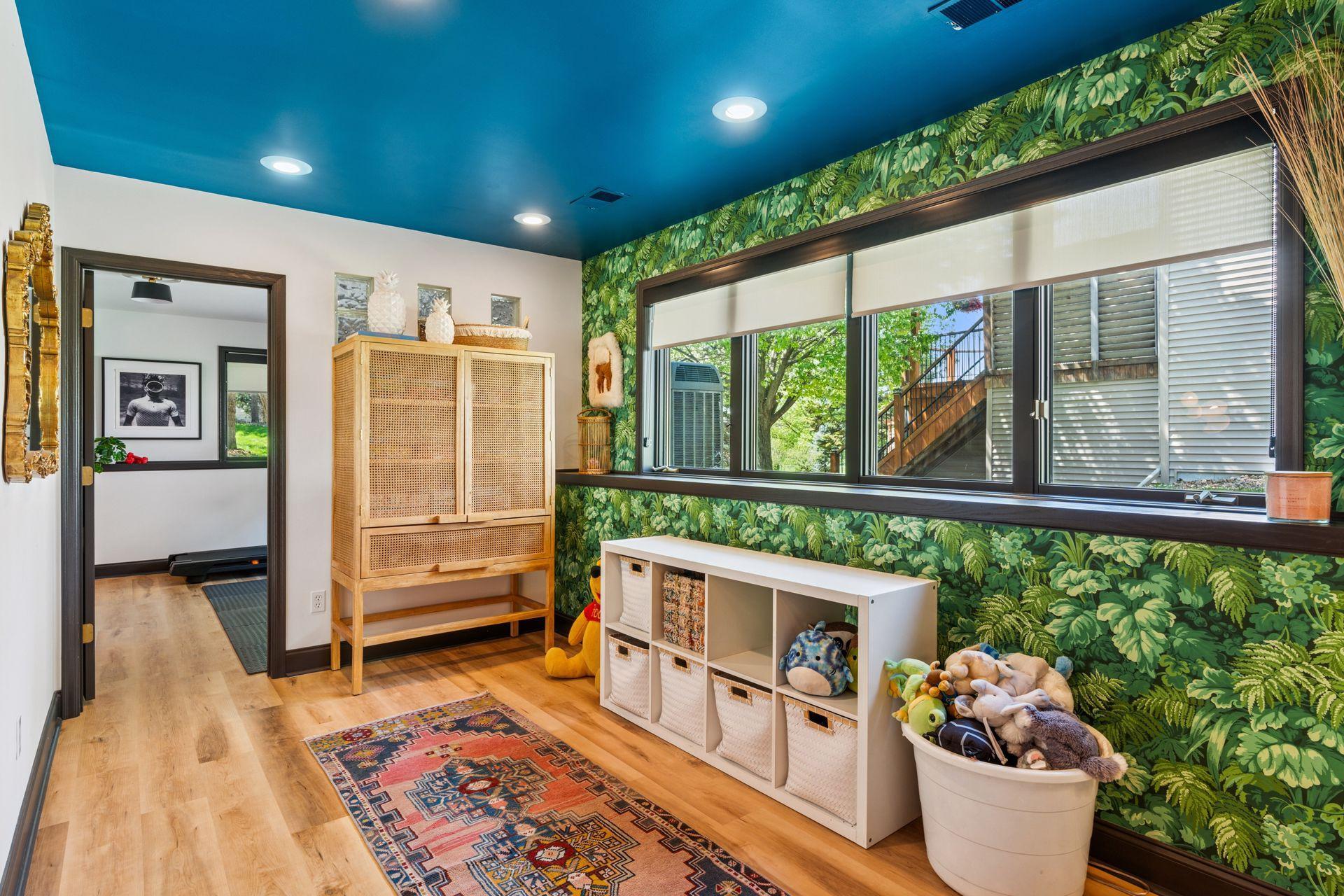 326 Lady Slipper Lane