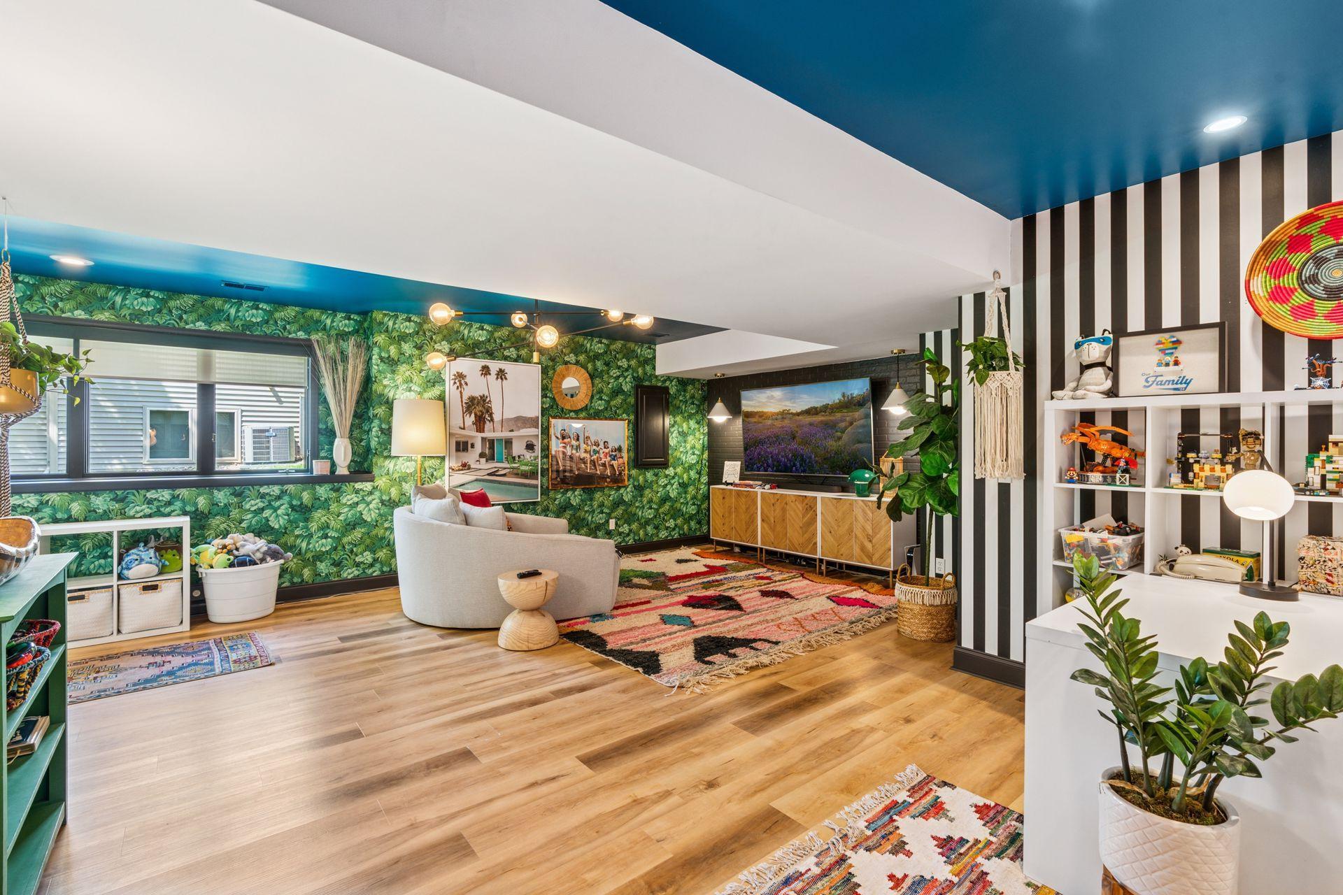 326 Lady Slipper Lane