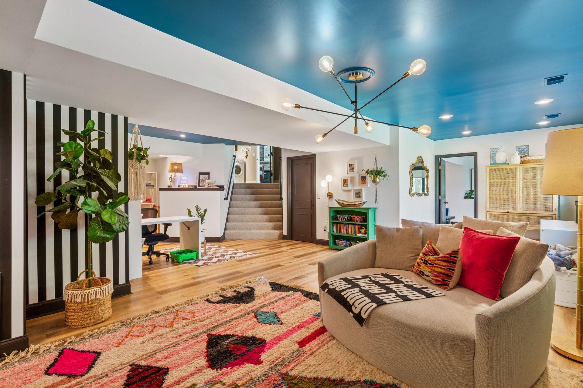 326 Lady Slipper Lane
