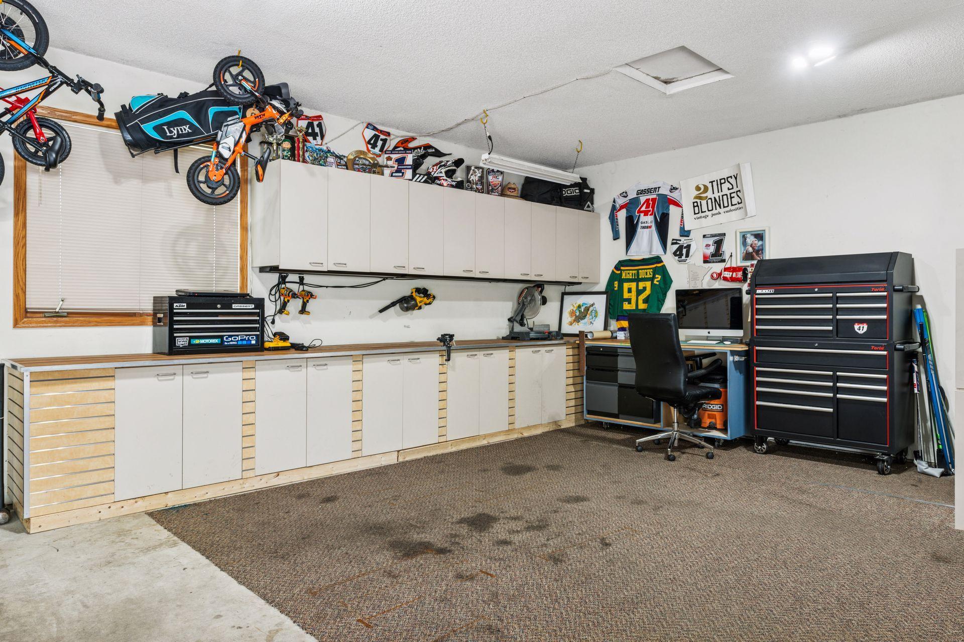 326 Lady Slipper Lane