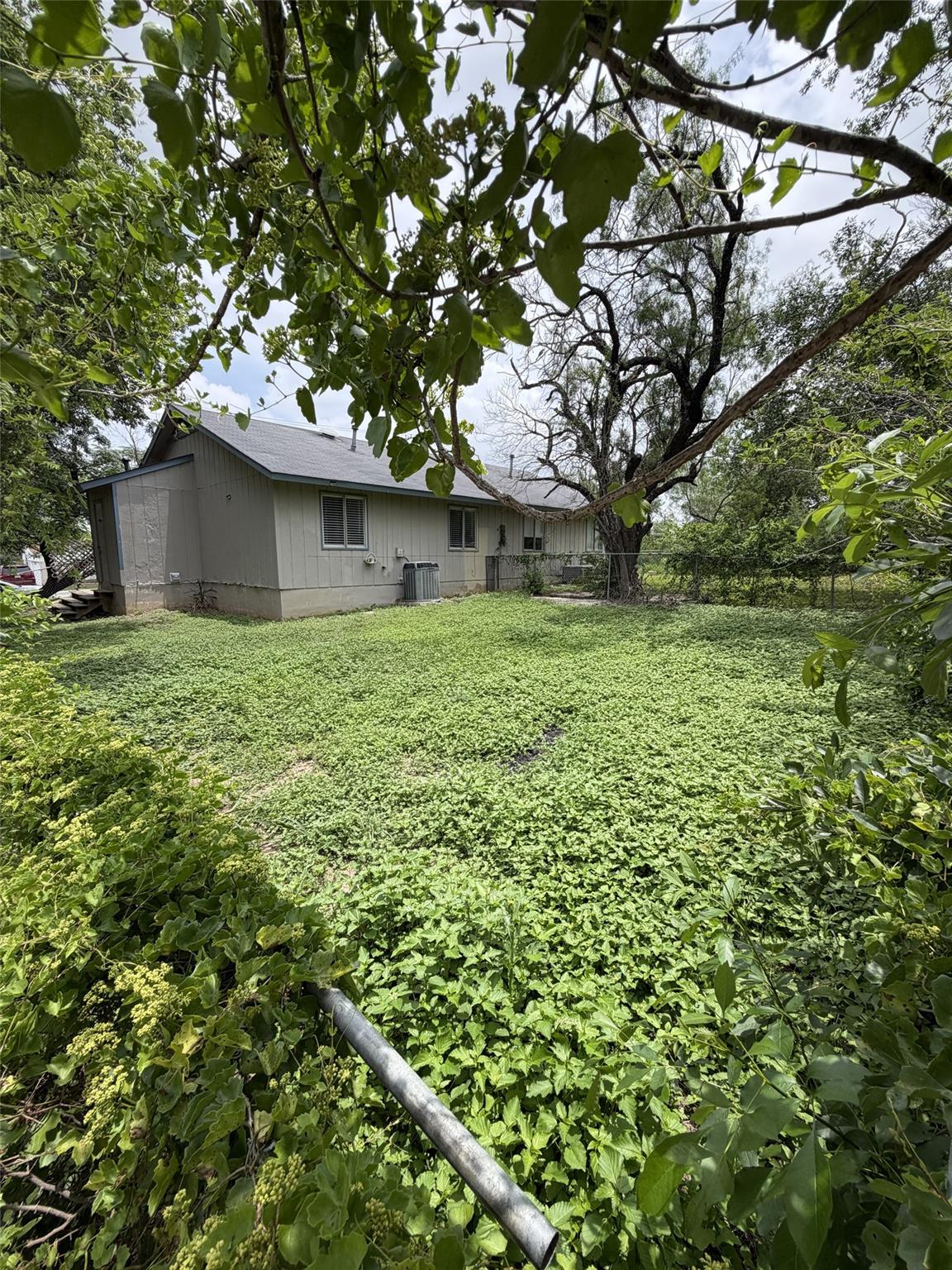 427-429 Zachry DR