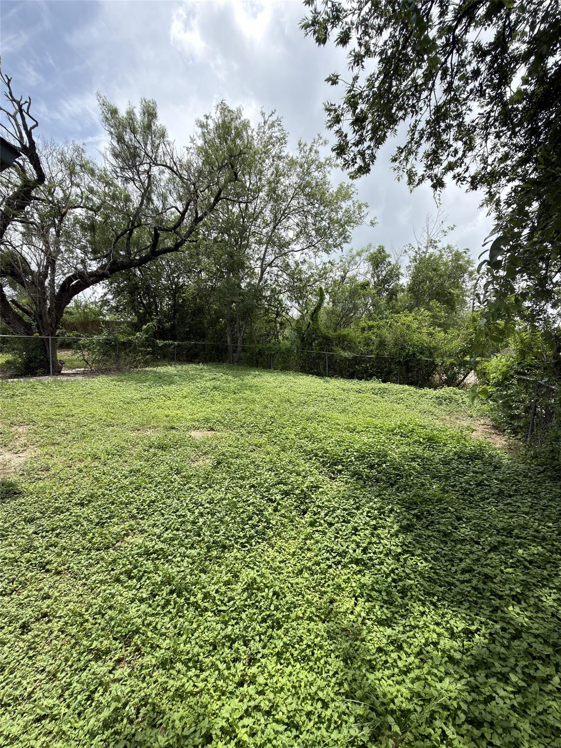 427-429 Zachry DR