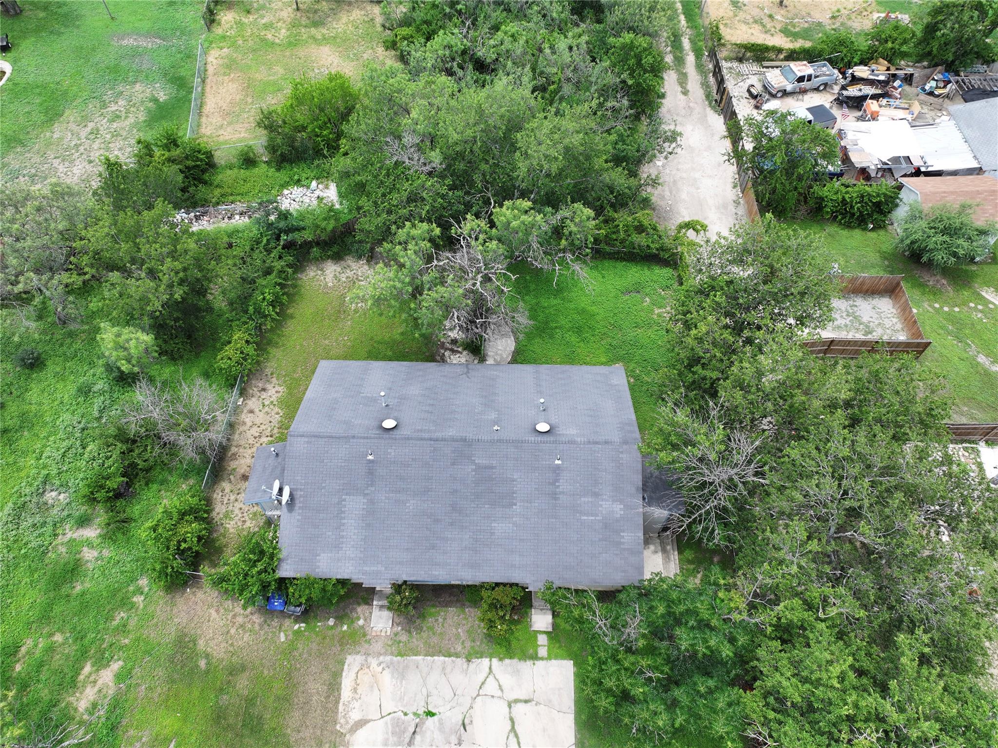 427-429 Zachry DR