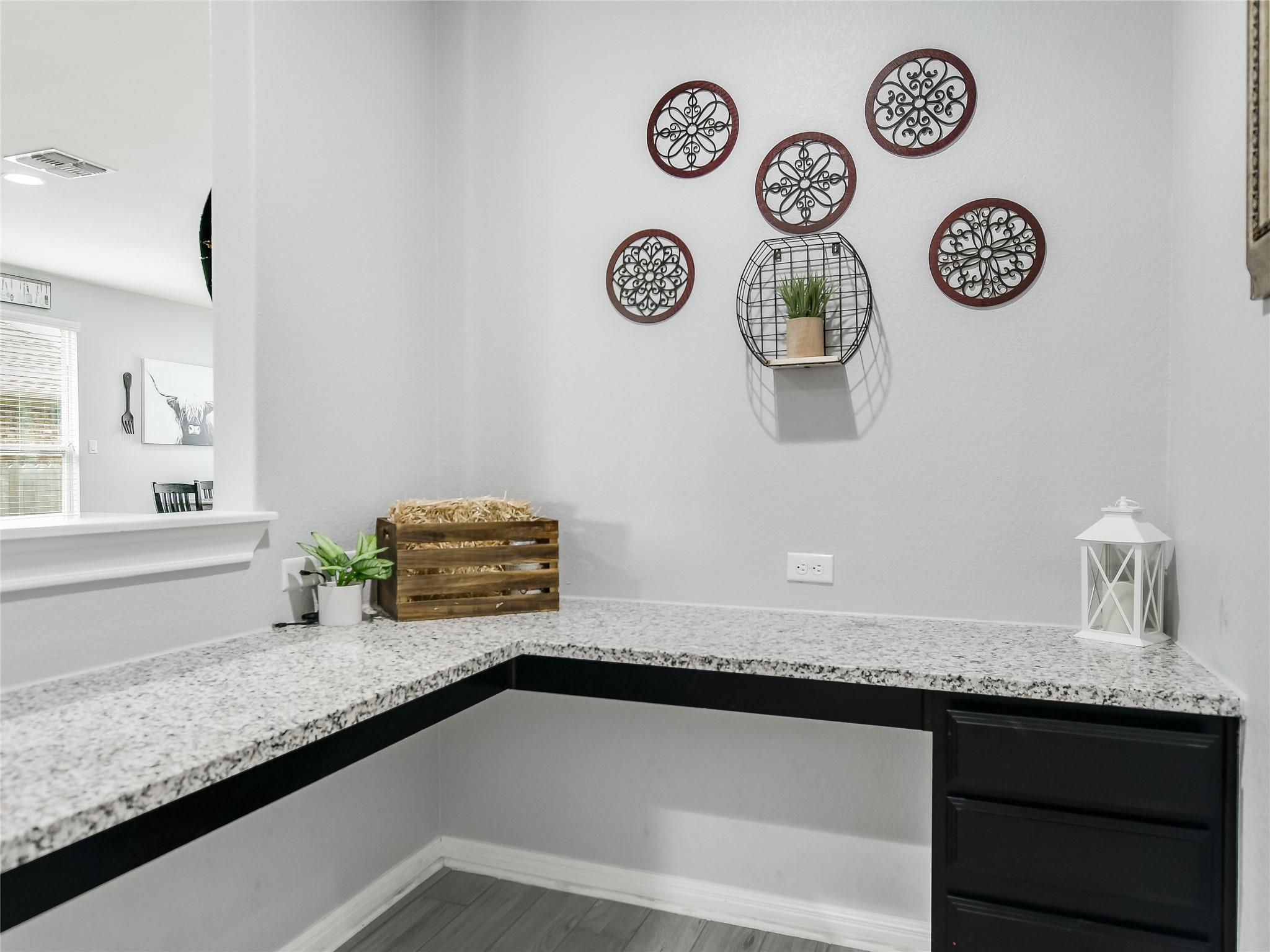 16904 E Borromeo Ave