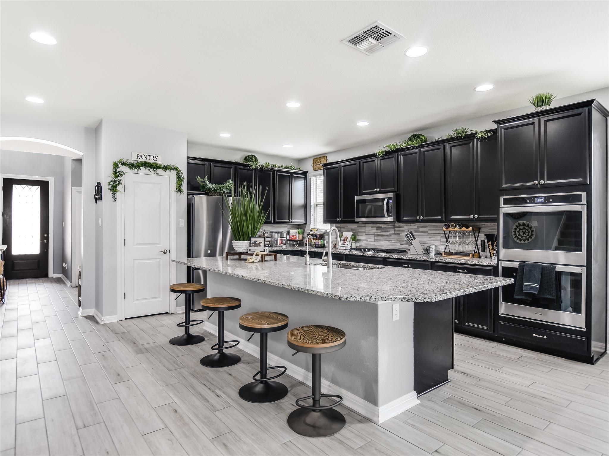 16904 E Borromeo Ave