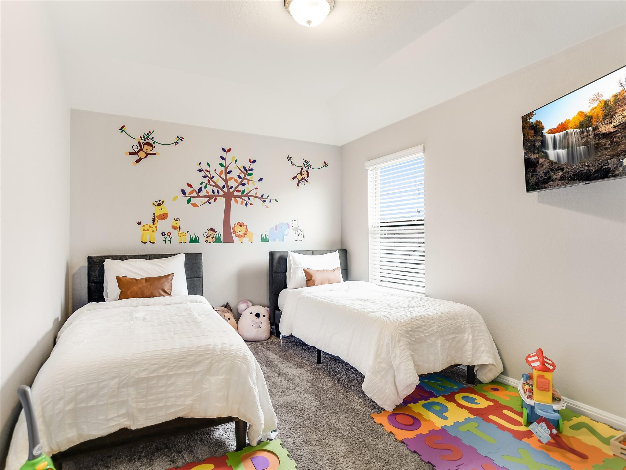 16904 E Borromeo Ave