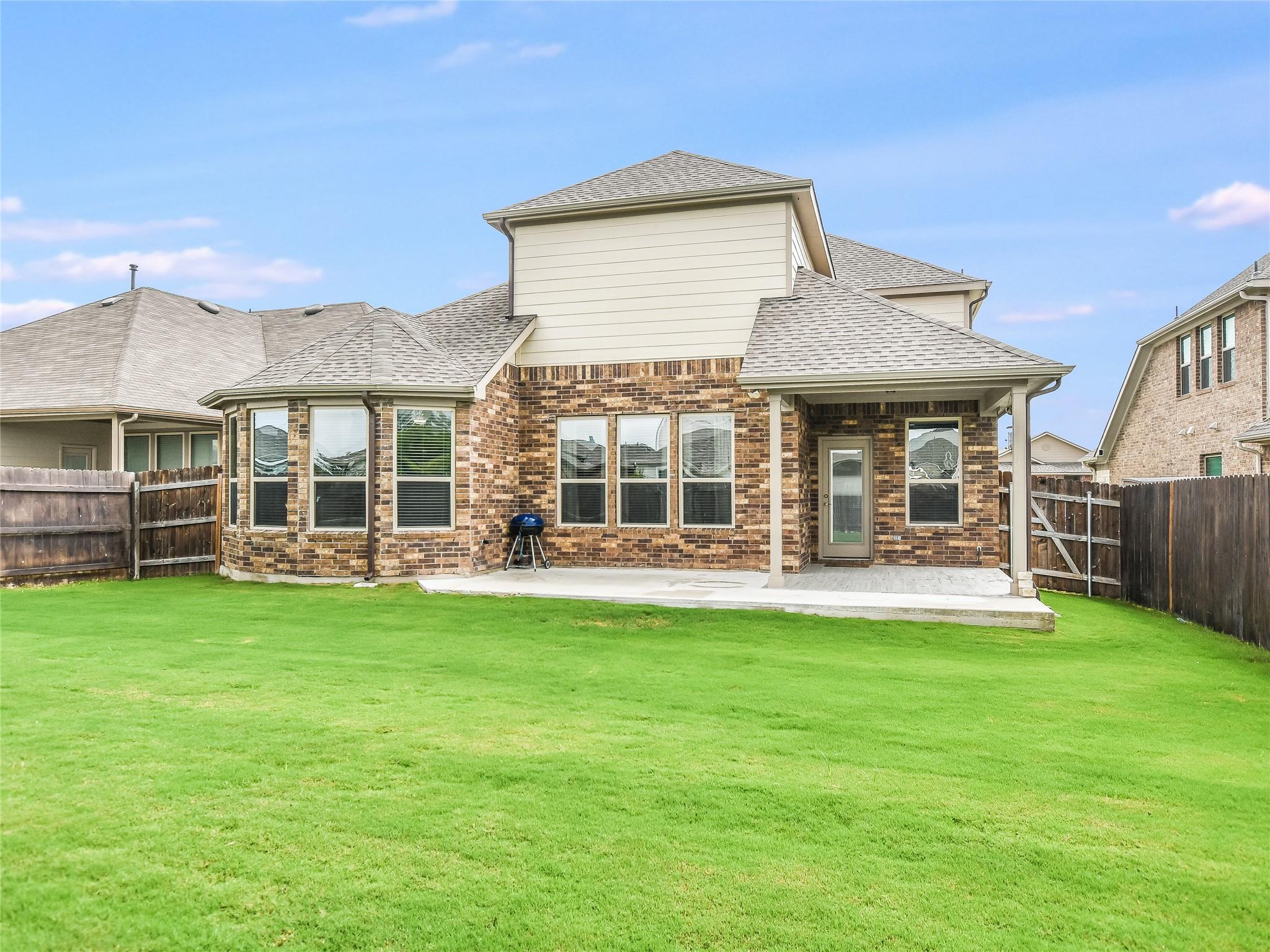 16904 E Borromeo Ave