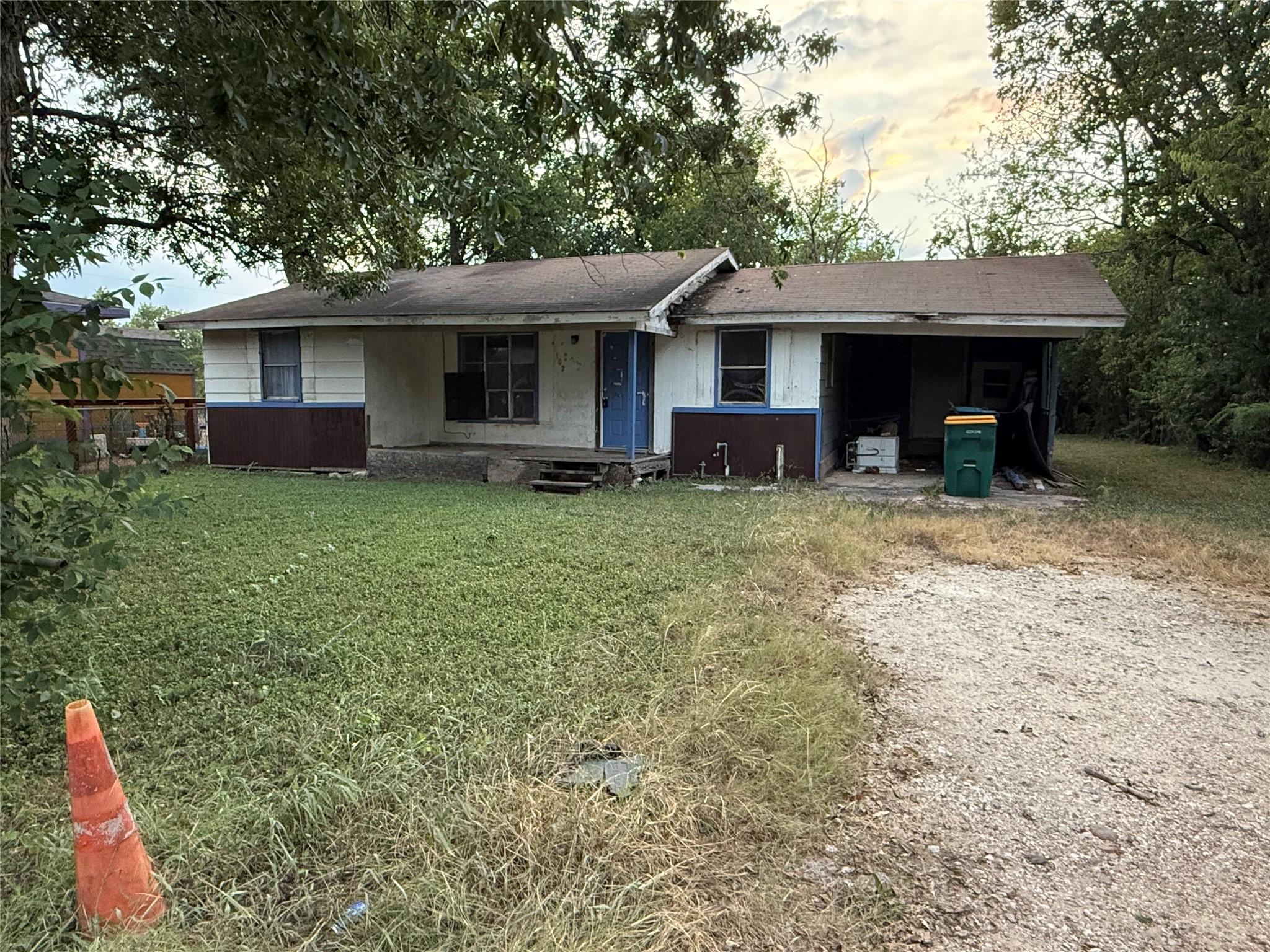 102 Masonic DR