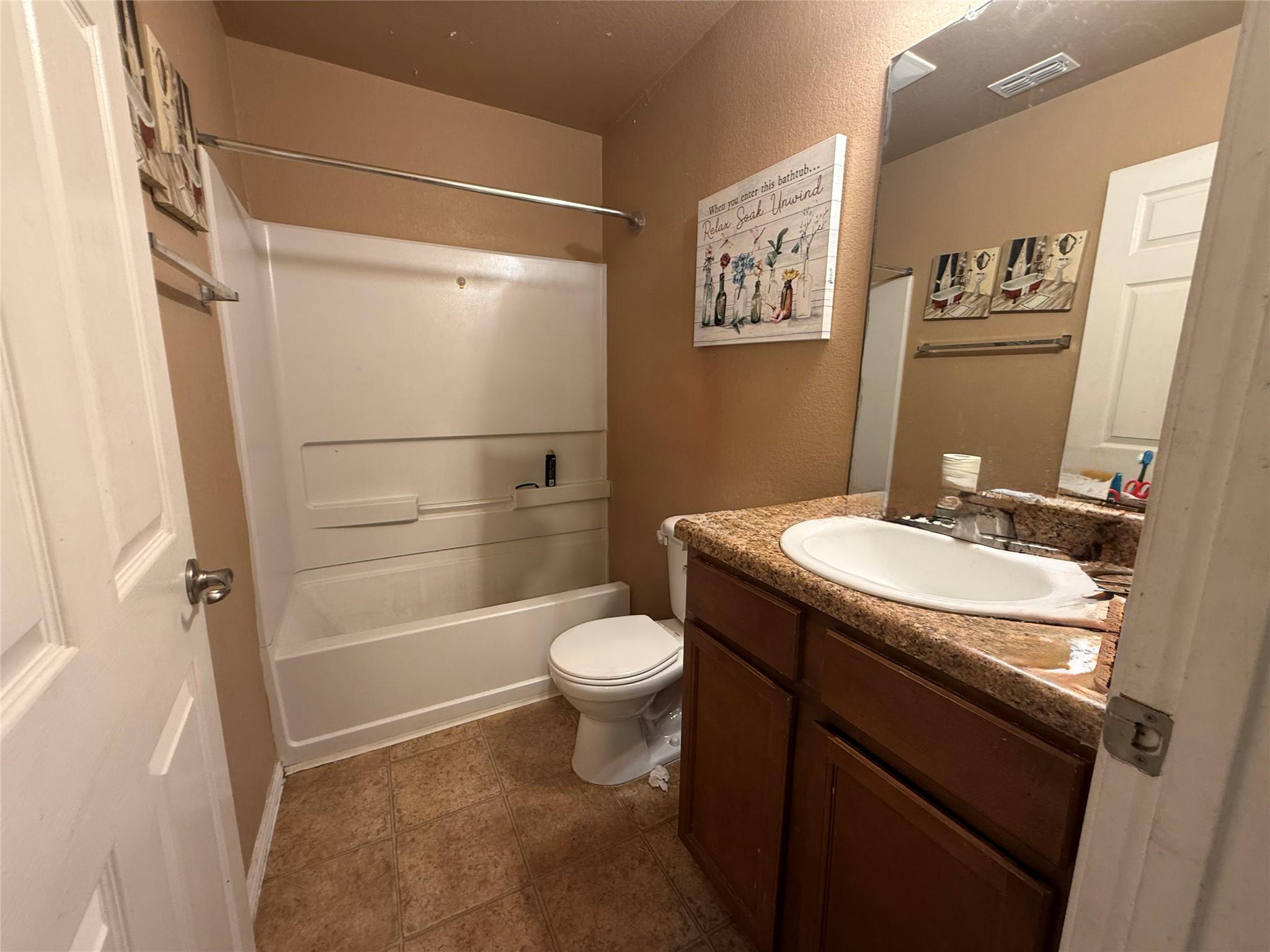 5713 Berryline WAY