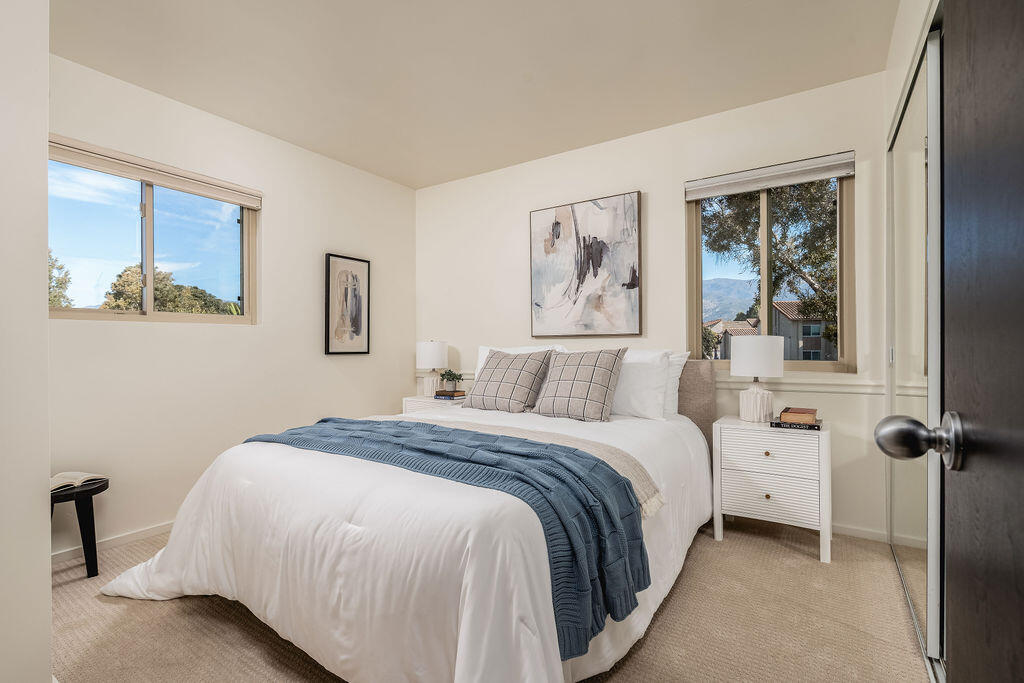 1035 Palmetto Way, J