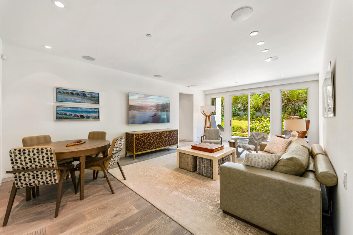 1850 Jelinda Drive