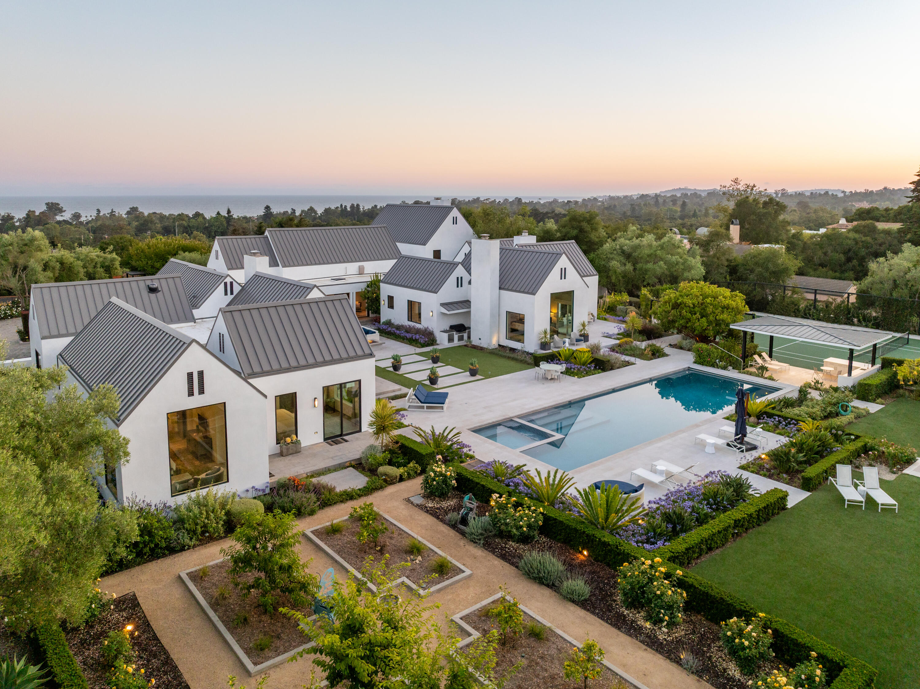 1850 Jelinda Drive