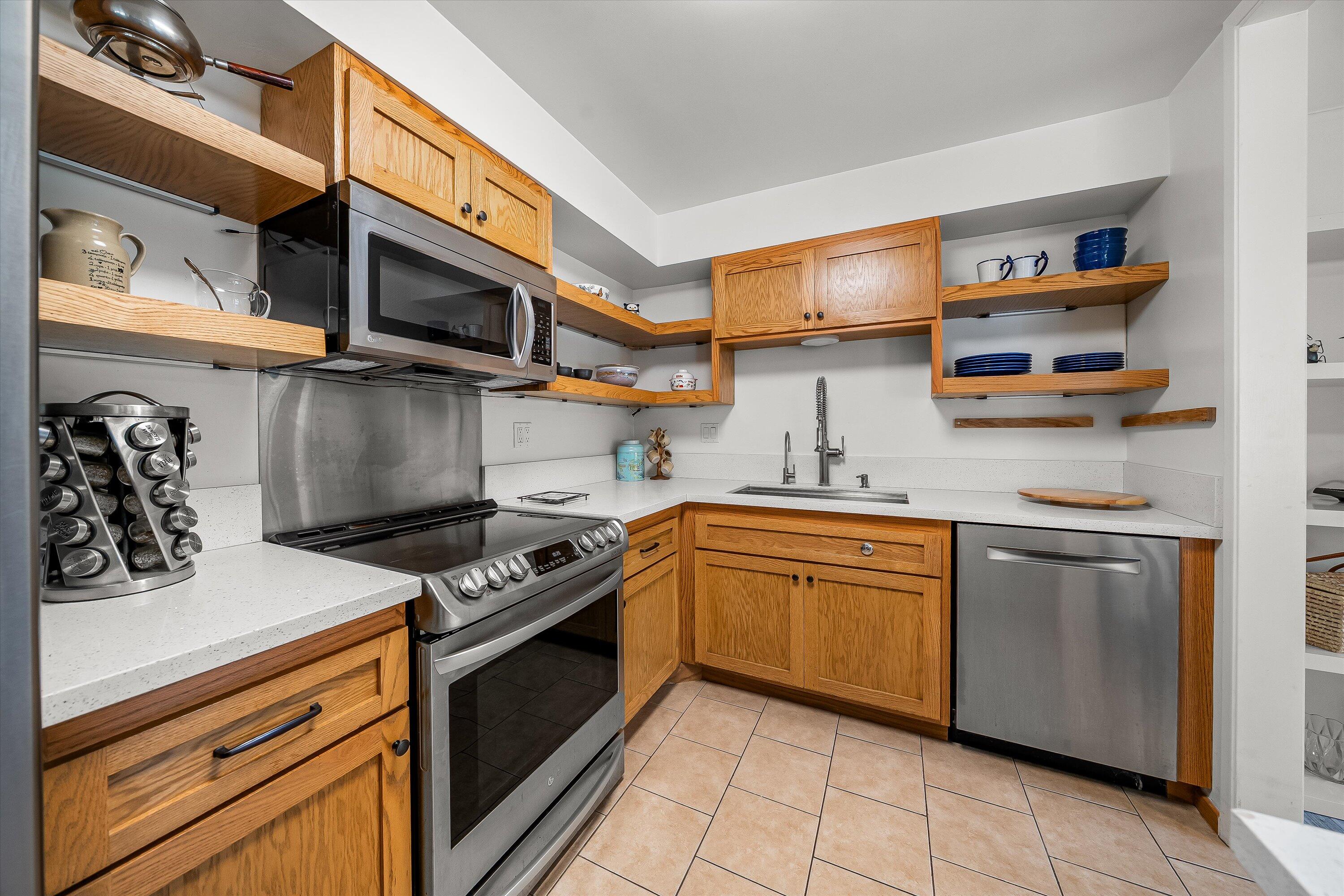 2727 Miradero Drive, 104