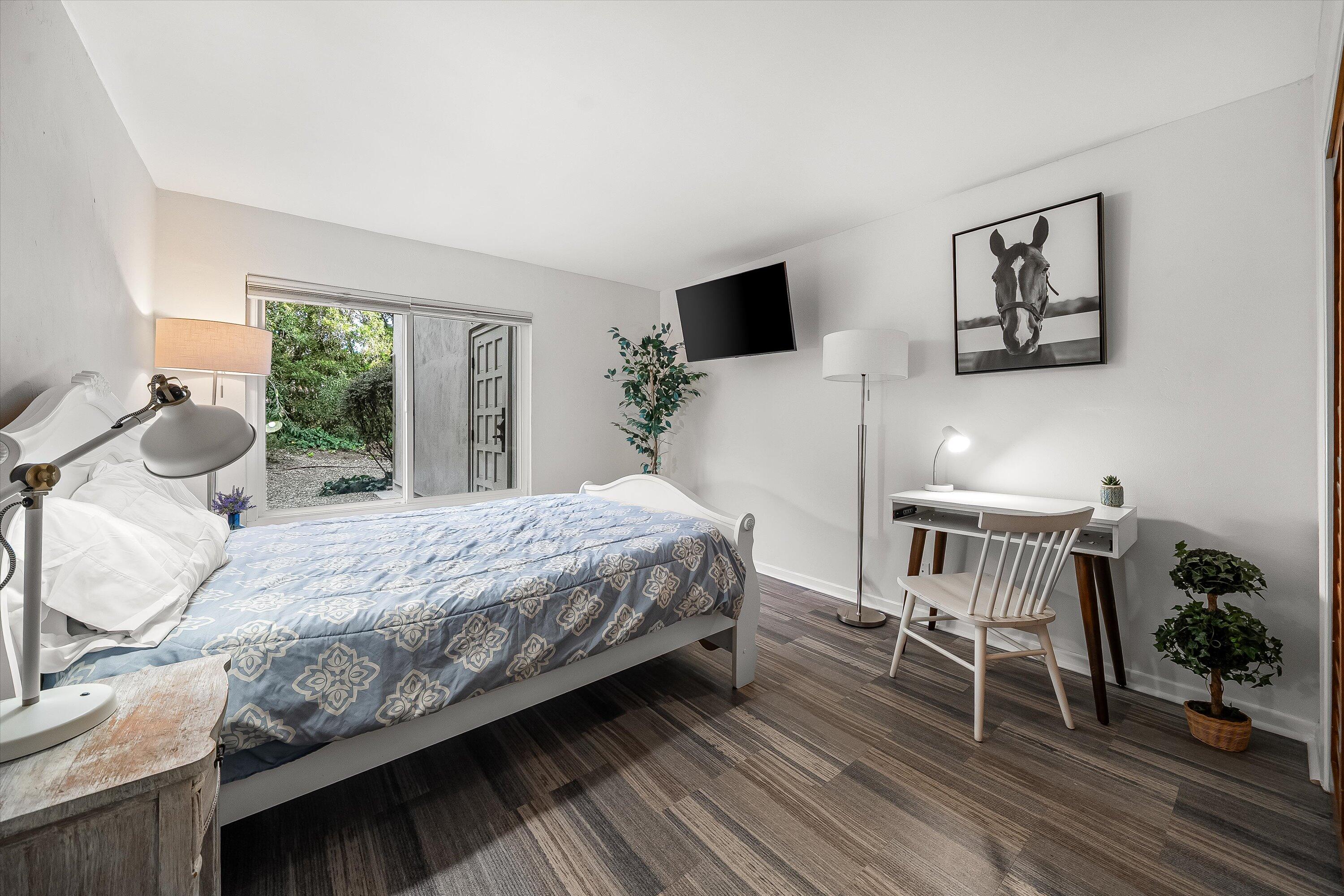 2727 Miradero Drive, 104