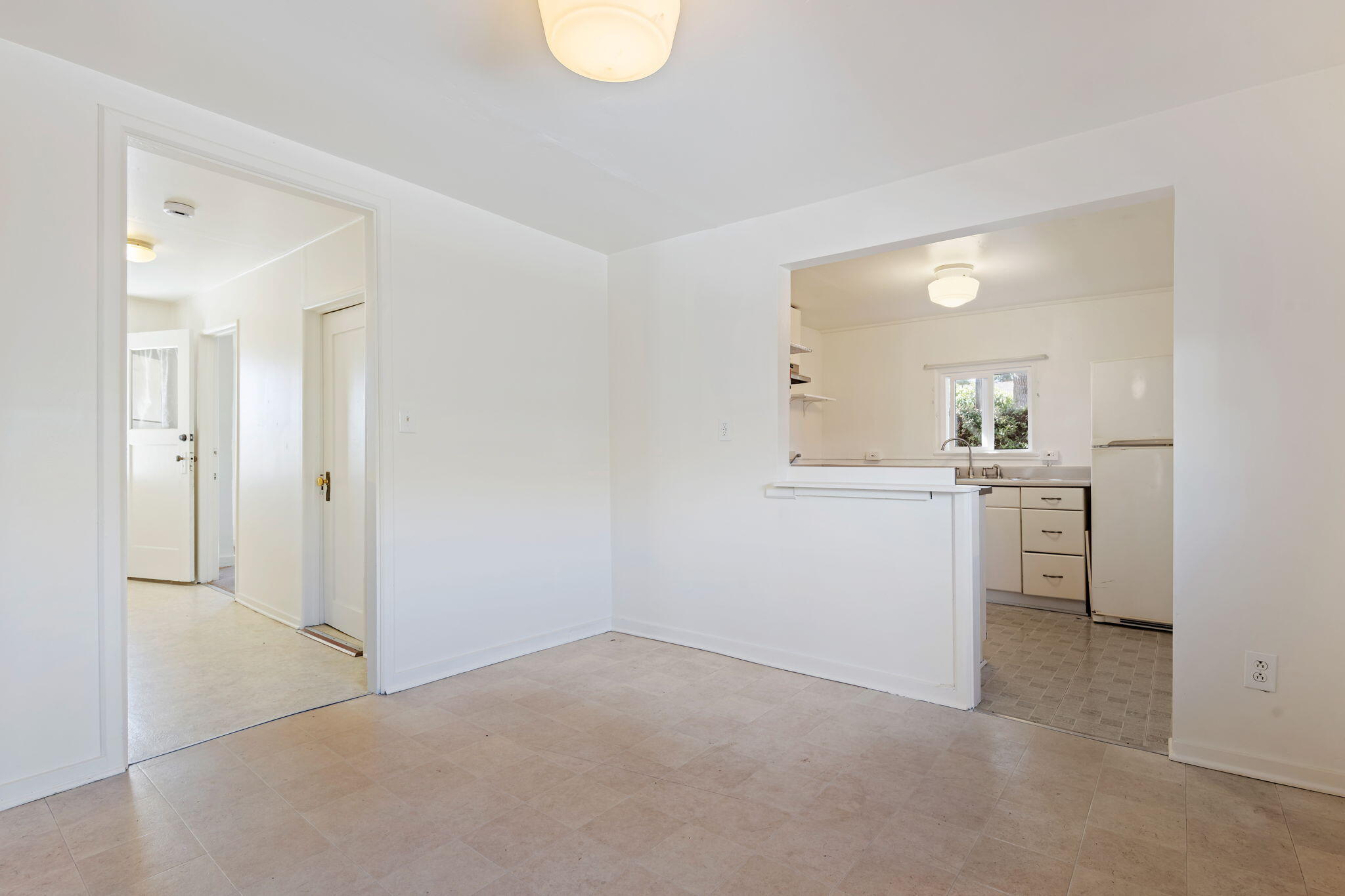 834 W Valerio Street