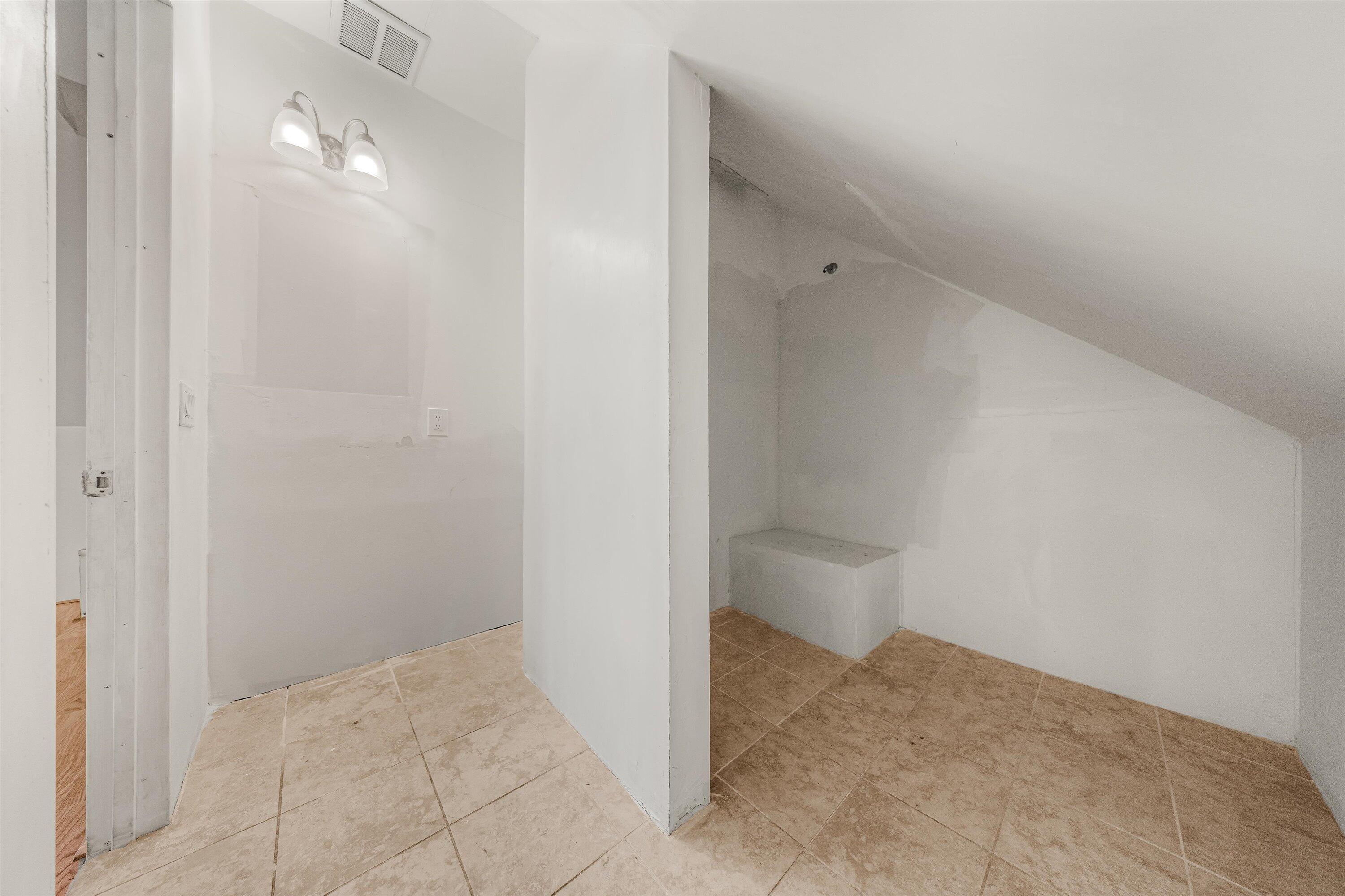 1204 San Andres Street