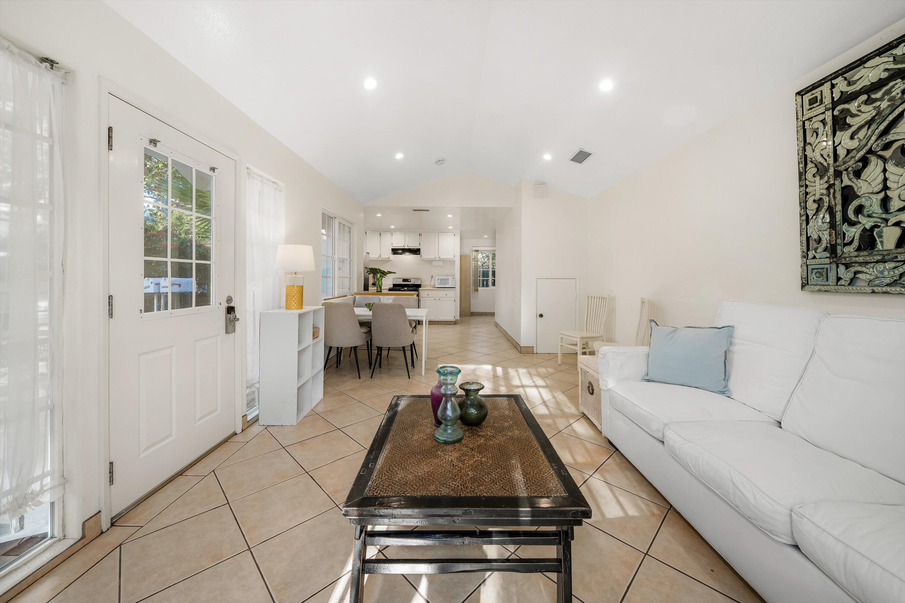 1204 San Andres Street