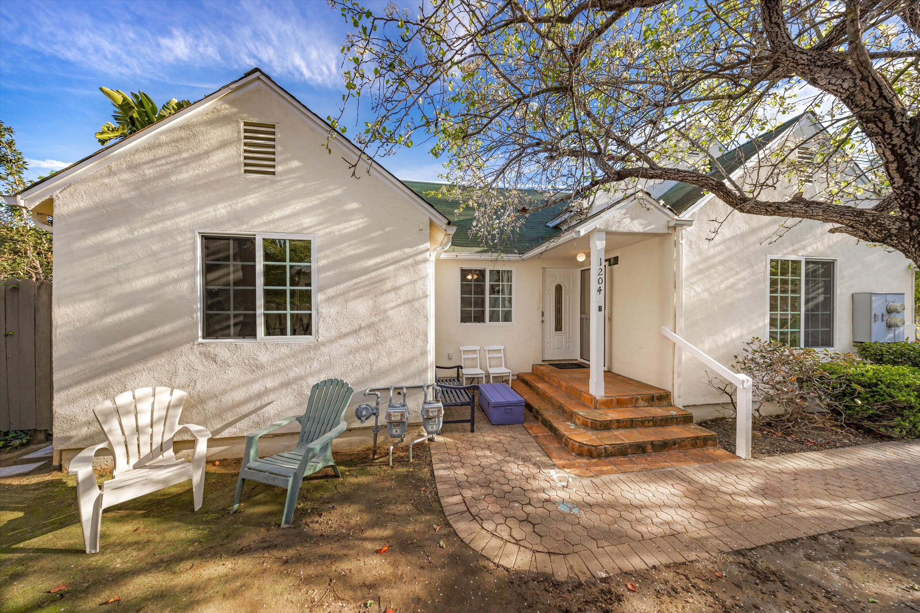 1204 San Andres Street