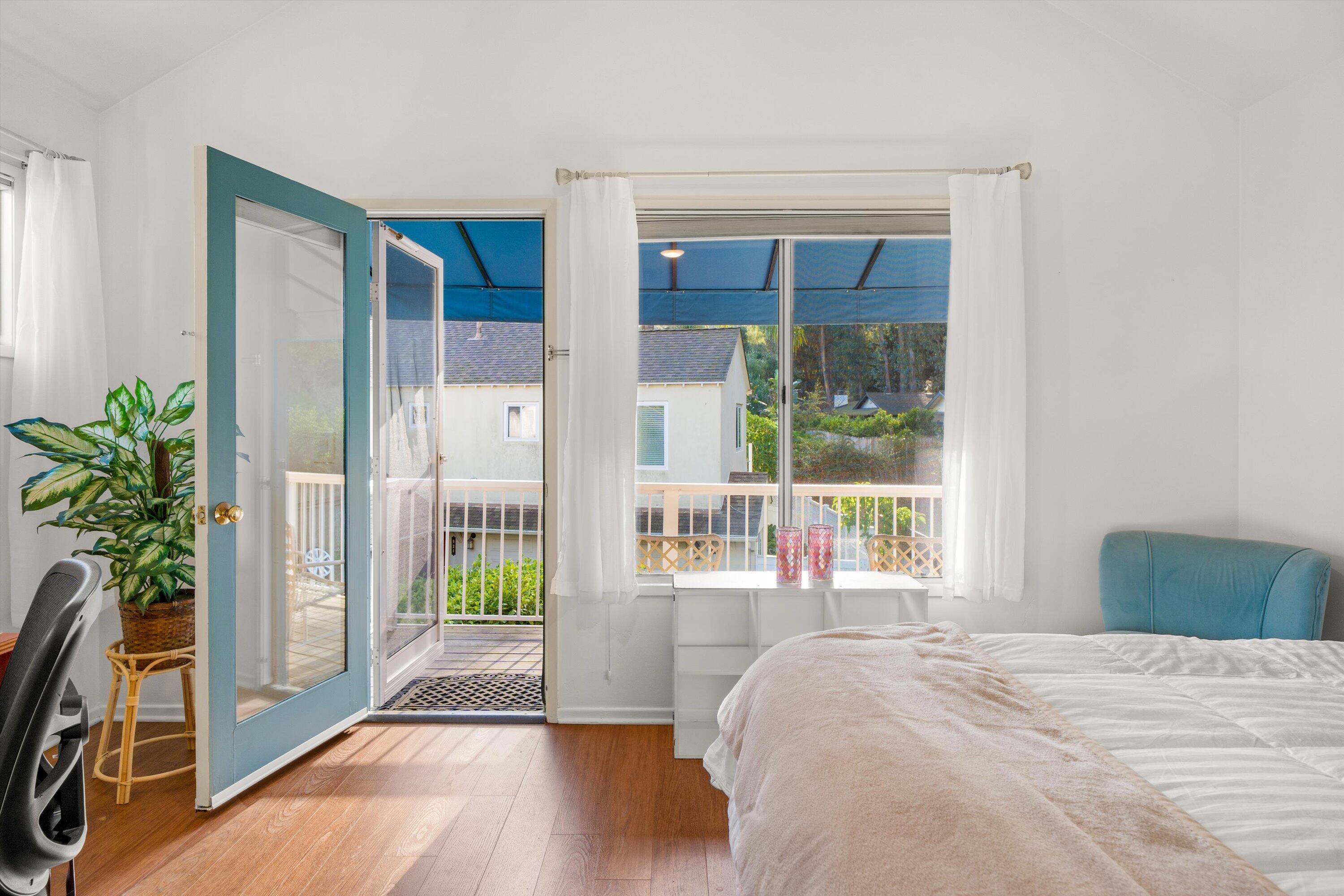 925 W Victoria Street