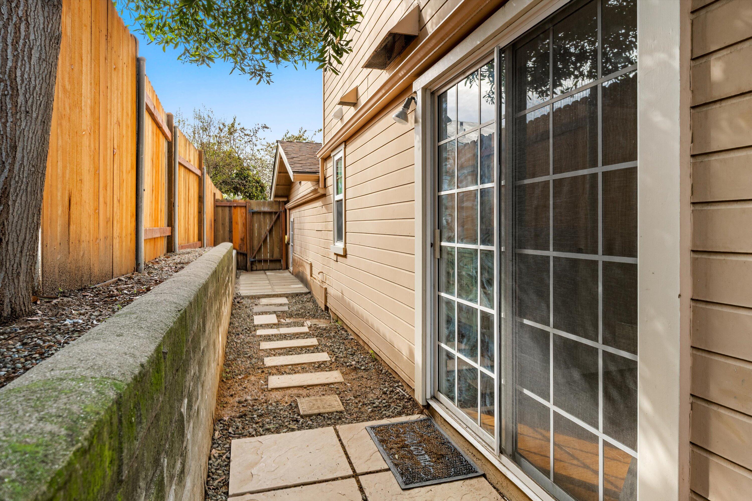 1206 Blanchard Street