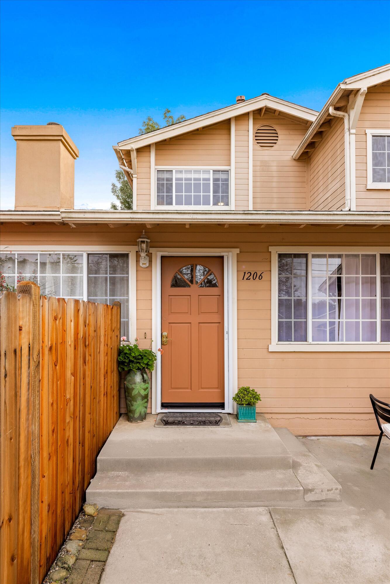 1206 Blanchard Street