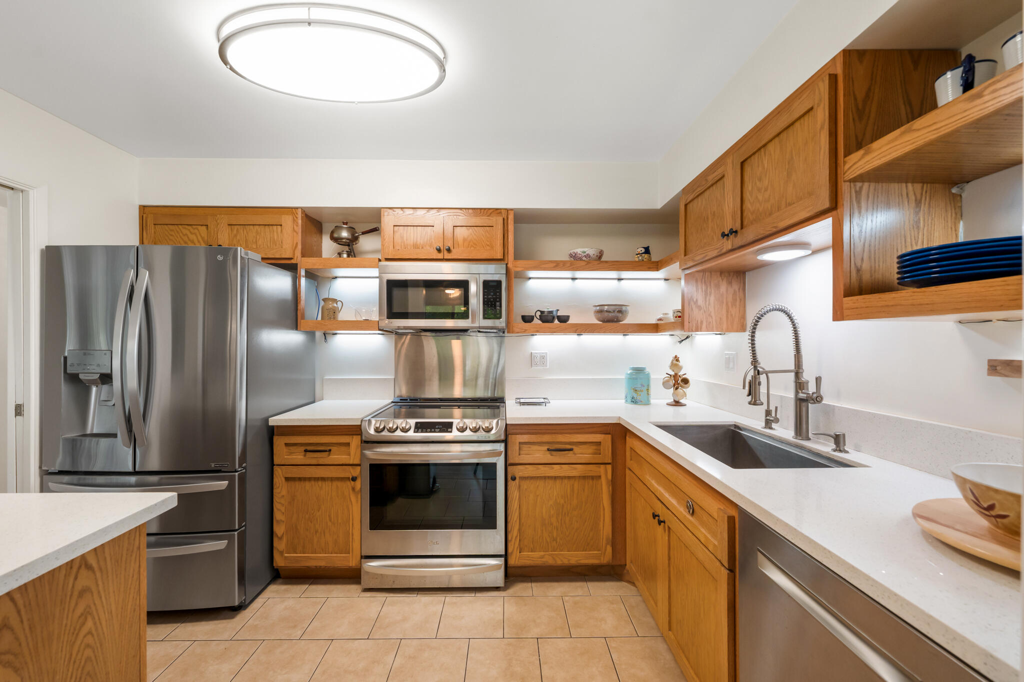 2727 Miradero Drive 104