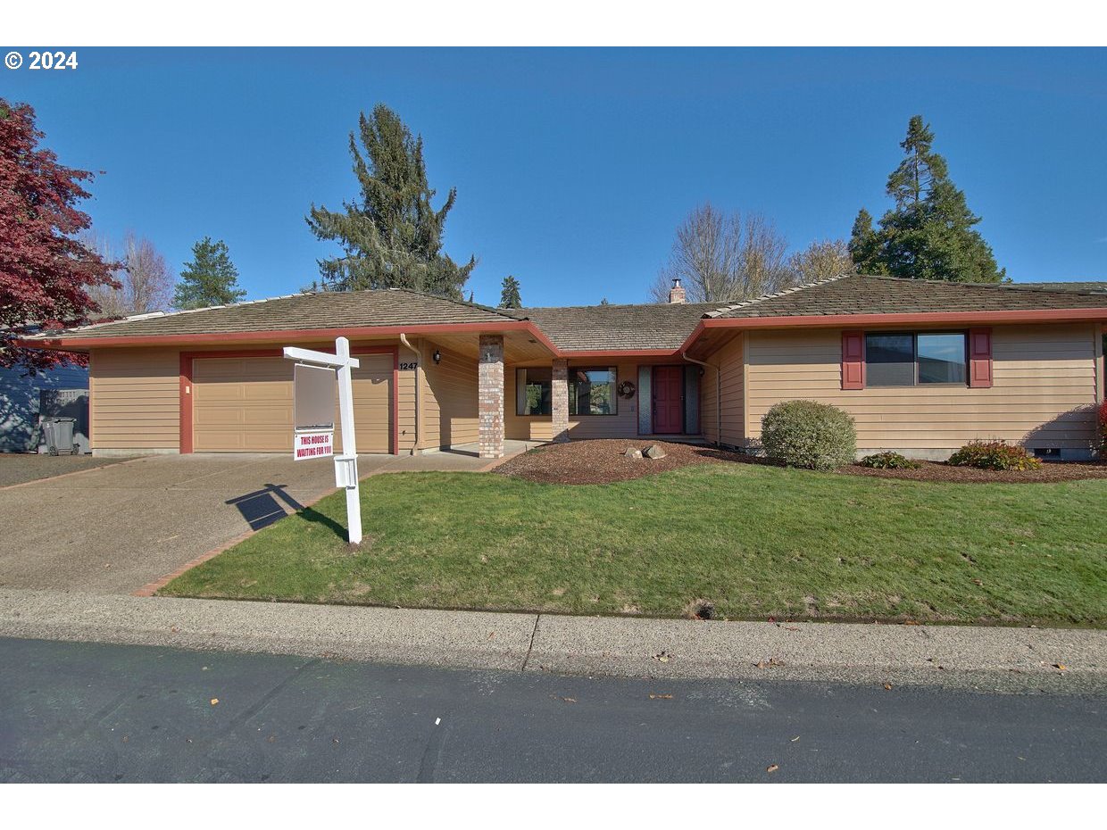 1247 NW TORRES PINE CT, McMinnville
