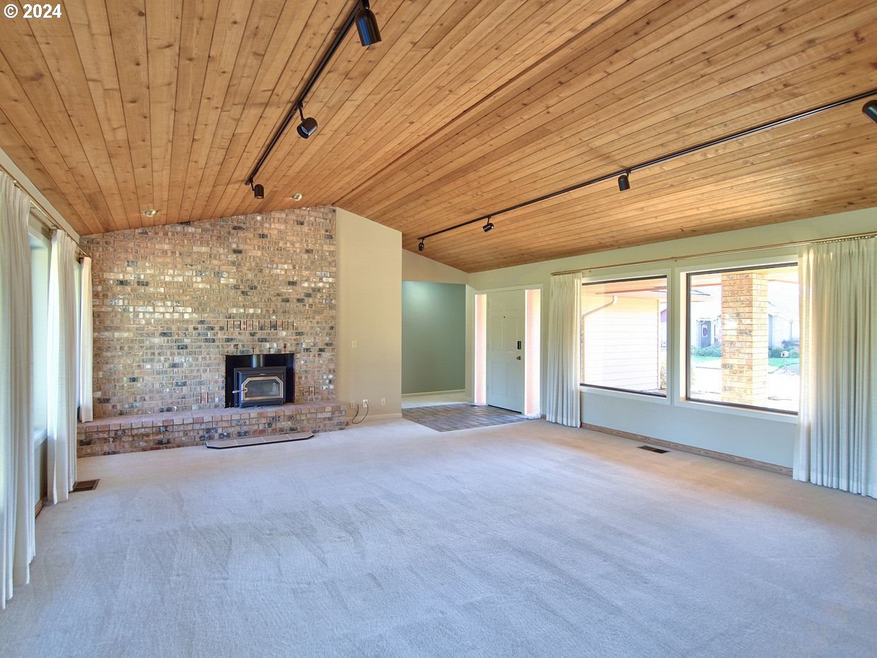 1247 NW TORRES PINE CT, McMinnville