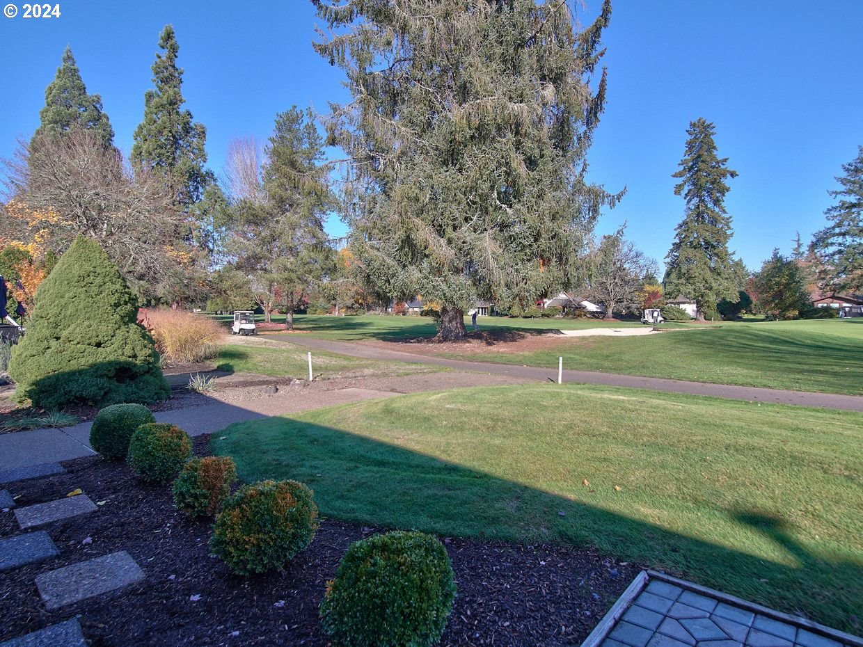 1247 NW TORRES PINE CT, McMinnville